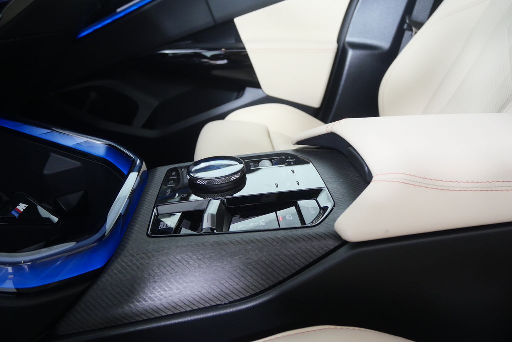 Thumbnail: 2026 BMW X3 - 21