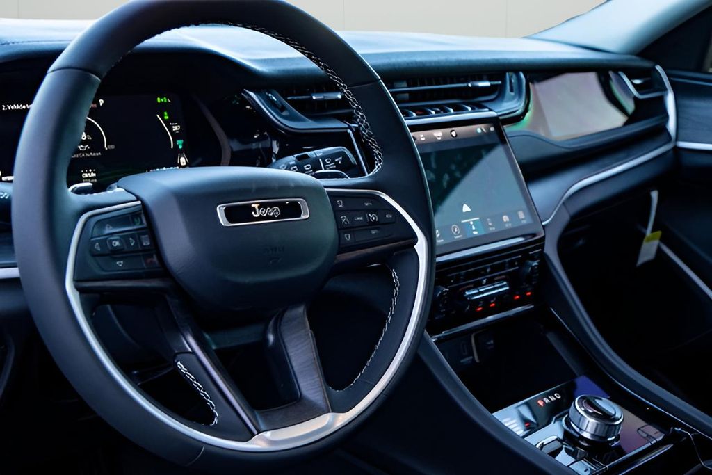 Used Car 2023 Jeep Grand Cherokee  4xe For Sale Under $60,000 In Austin, Texas