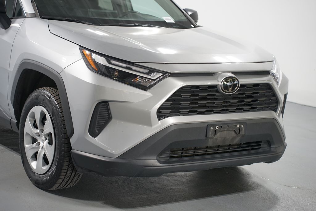 Thumbnail: 2023 Toyota RAV4 - 4