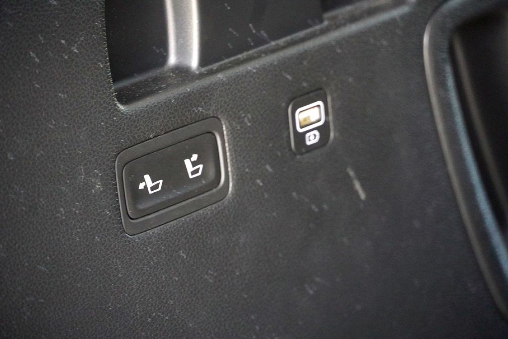 Used Car 2022 Hyundai Palisade  Limited For Sale Under $30,000 In Taylor, Texas