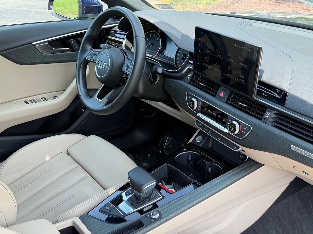 Thumbnail: 2022 Audi A4 - 8