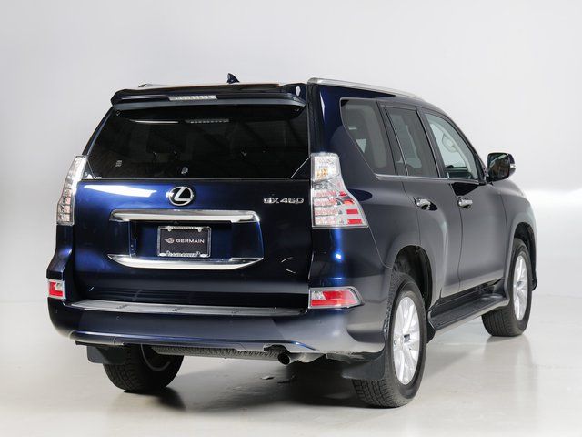 Used 2023  Lexus 460 image 2