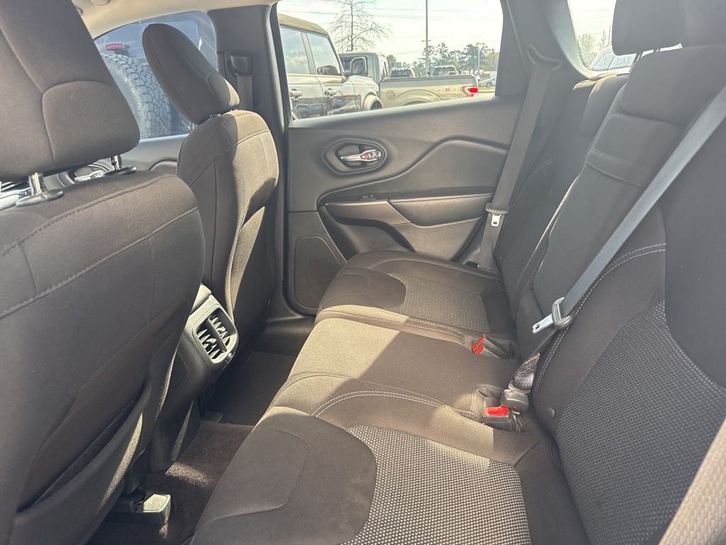 2019 Jeep Cherokee Latitude FWD