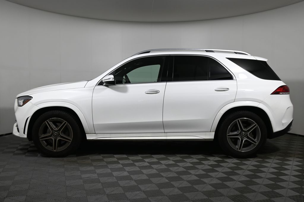 Thumbnail: 2020 Mercedes-Benz GLE - 2