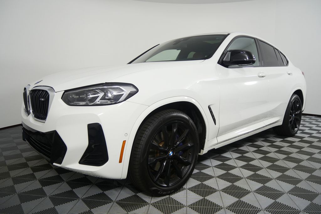 Thumbnail: 2024 BMW X4 - 8
