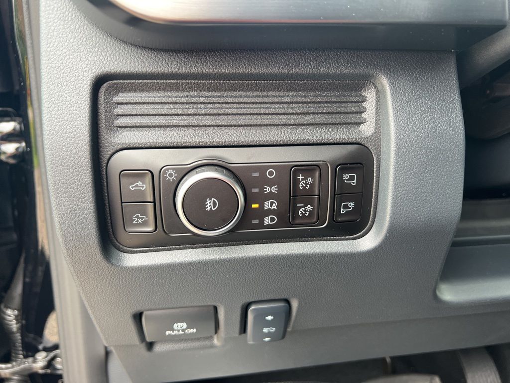 2025 Ford F-350SD