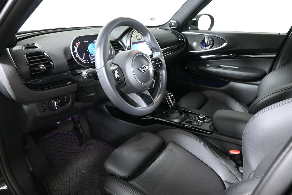 Thumbnail: 2023 MINI Cooper Clubman - 4