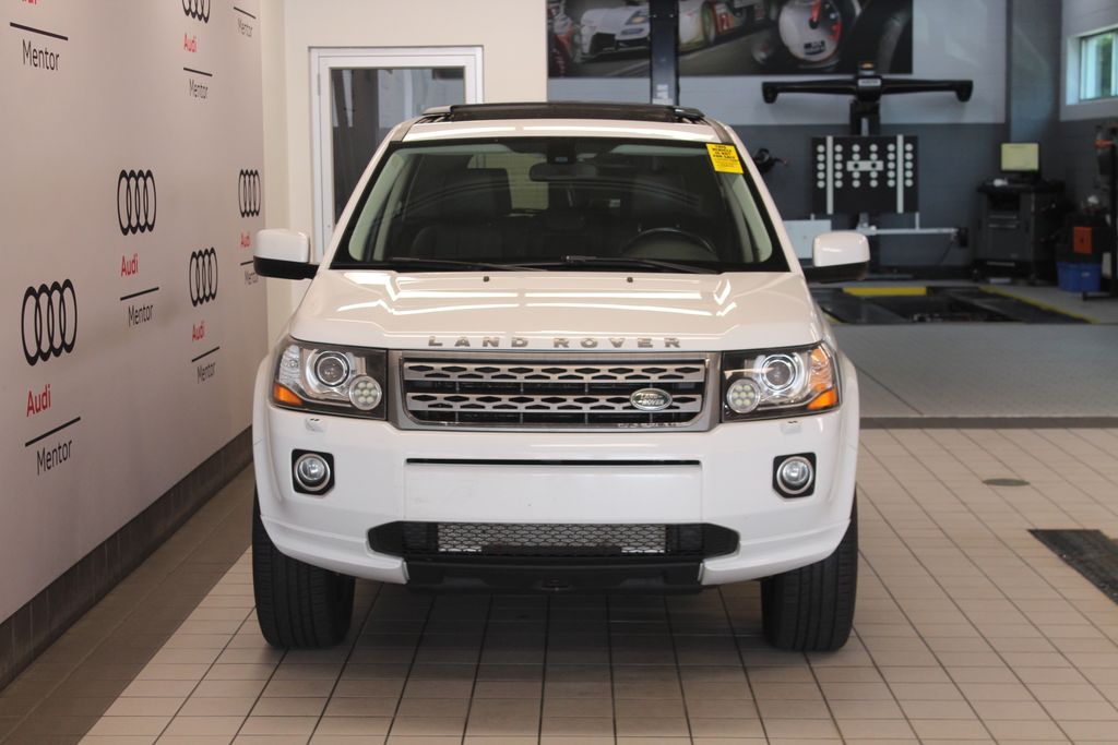 Thumbnail: 2014 Land Rover LR2 - 9