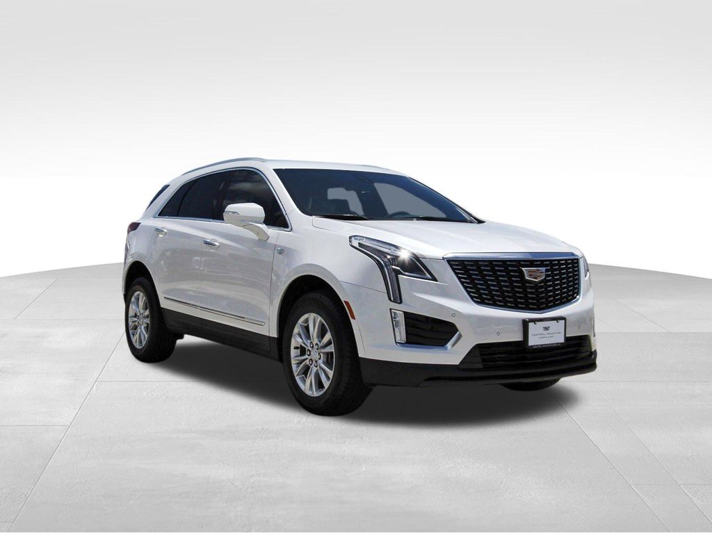 Crystal White 2026 Cadillac XT5 SUV / Crossover Four-Wheel Drive 9-Speed Automatic
