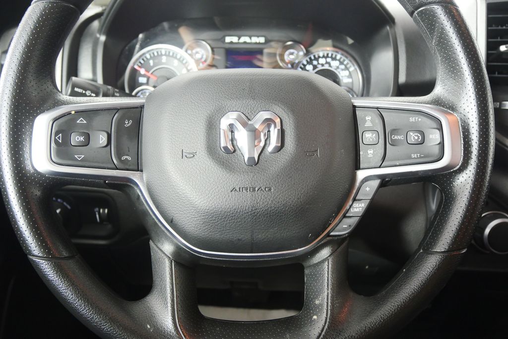 Thumbnail: 2025 RAM 1500 - 16