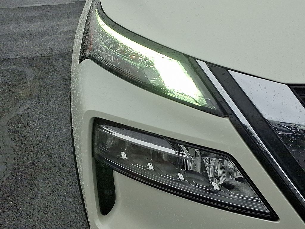 Thumbnail: 2023 Nissan Rogue - 9