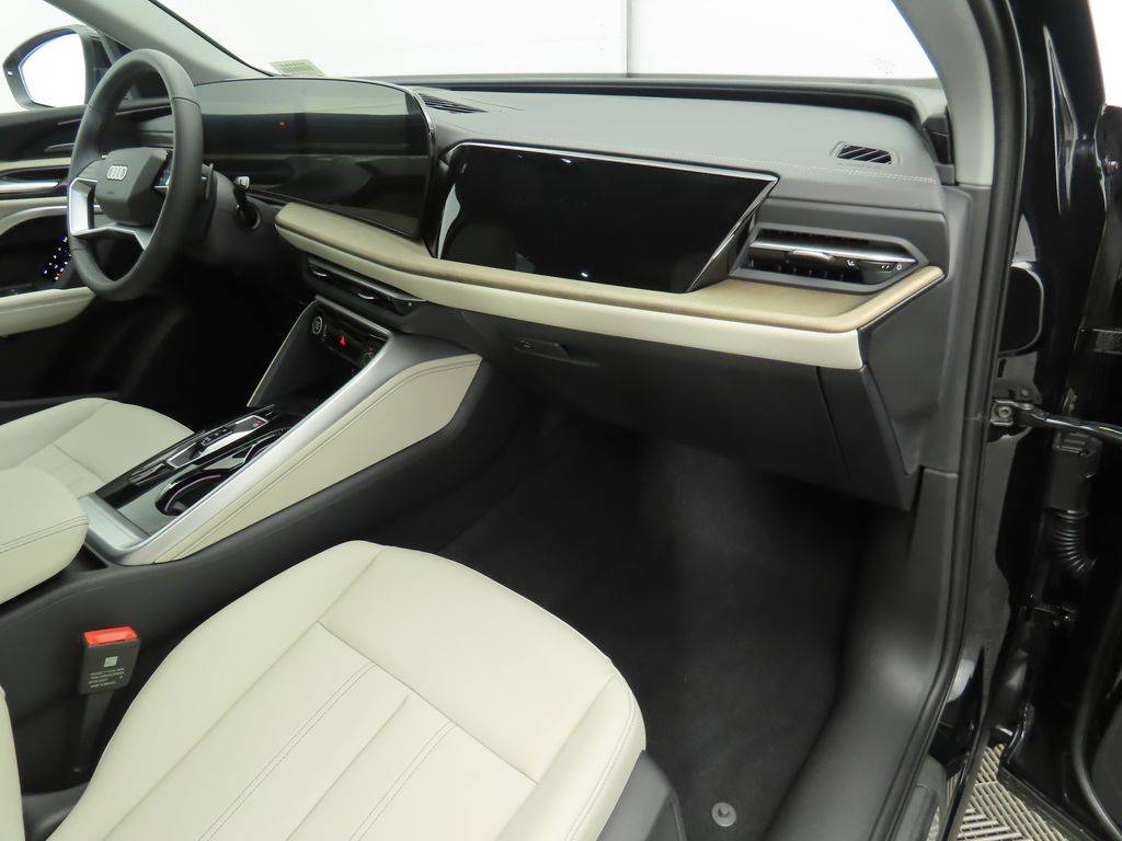 2025 Audi Q5 Premium 19