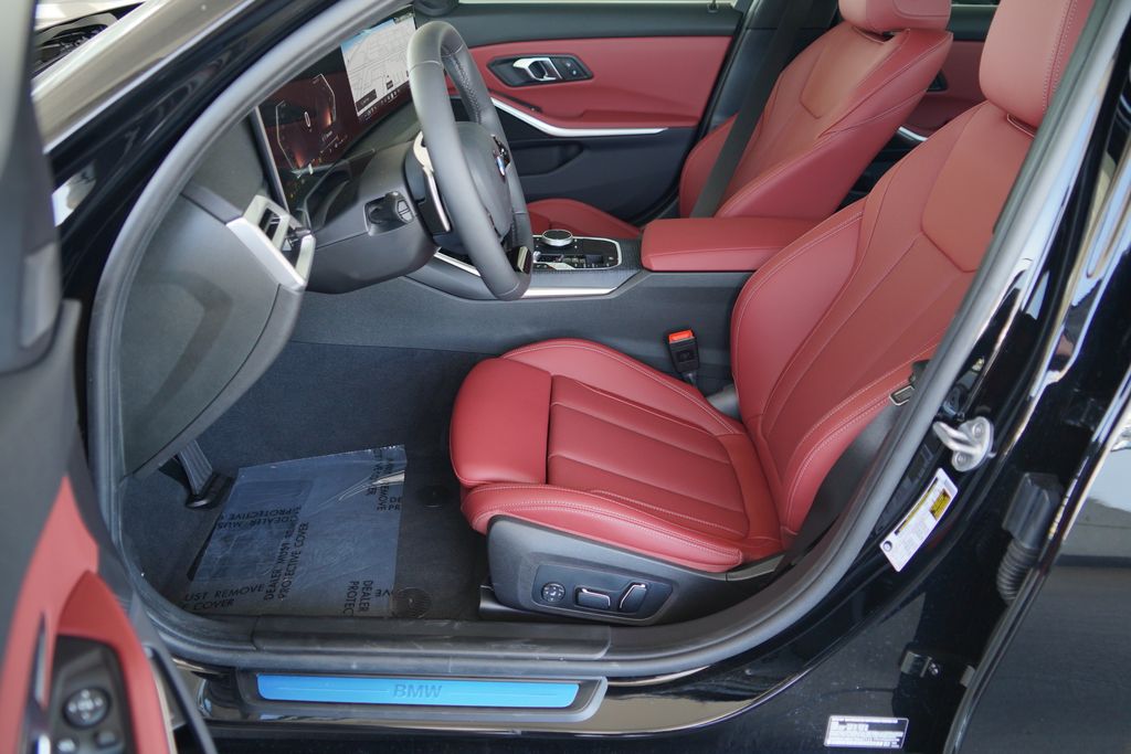 Thumbnail: 2026 BMW 3 Series - 9