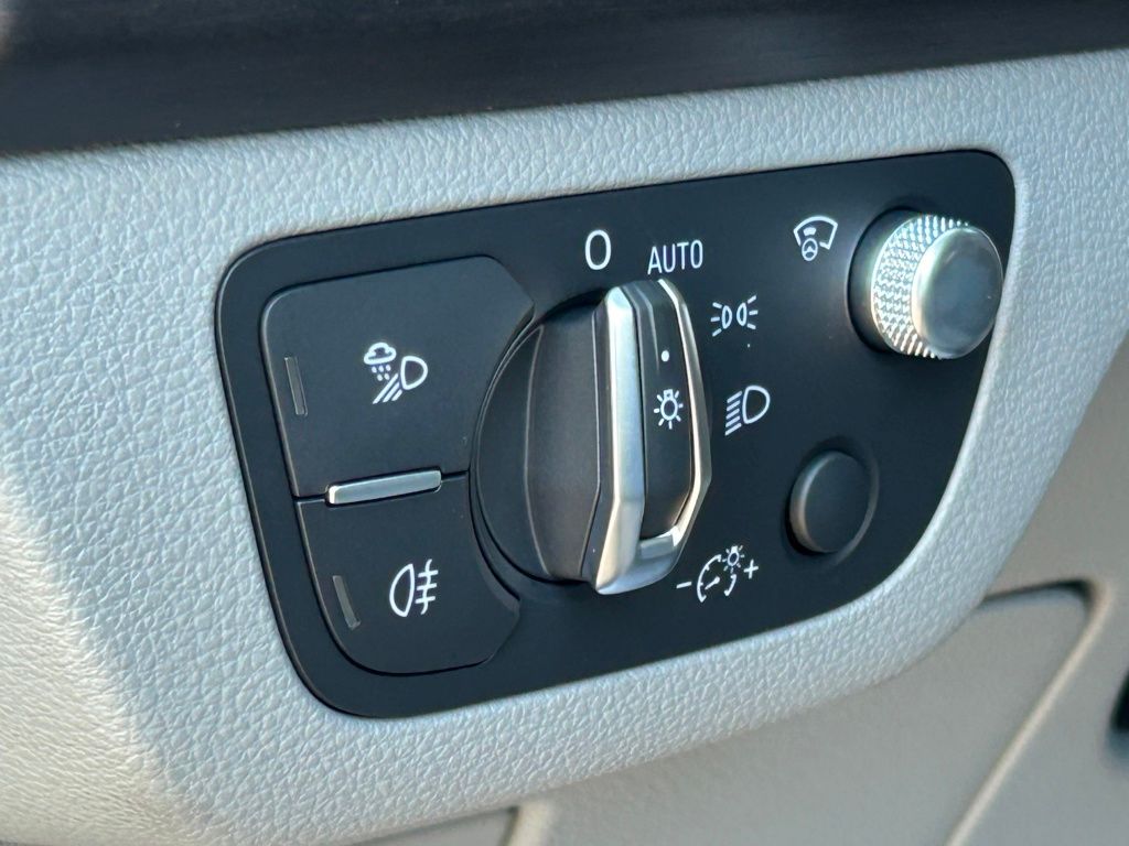 New 2025  Audi 45 S line Prestige image 75