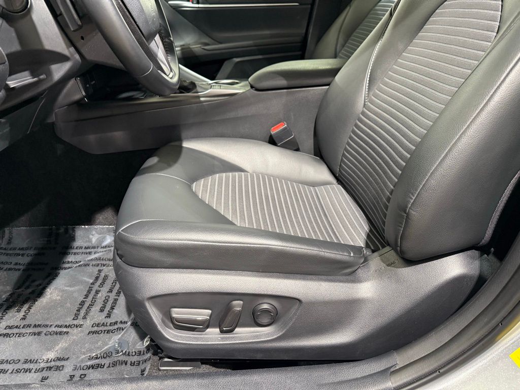 Thumbnail: 2024 Toyota Camry - 13