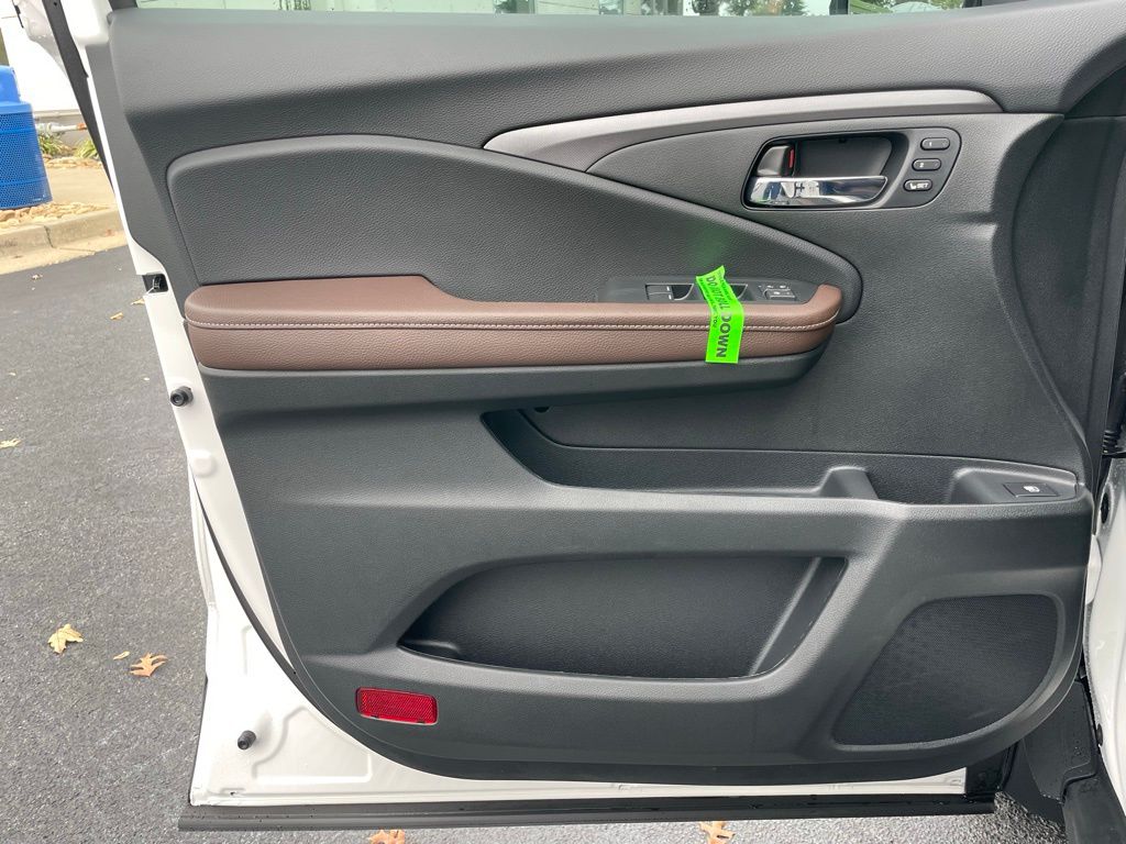 Thumbnail: 2026 Honda Ridgeline - 25