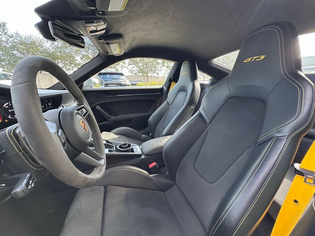 Thumbnail: 2023 Porsche 911 - 5