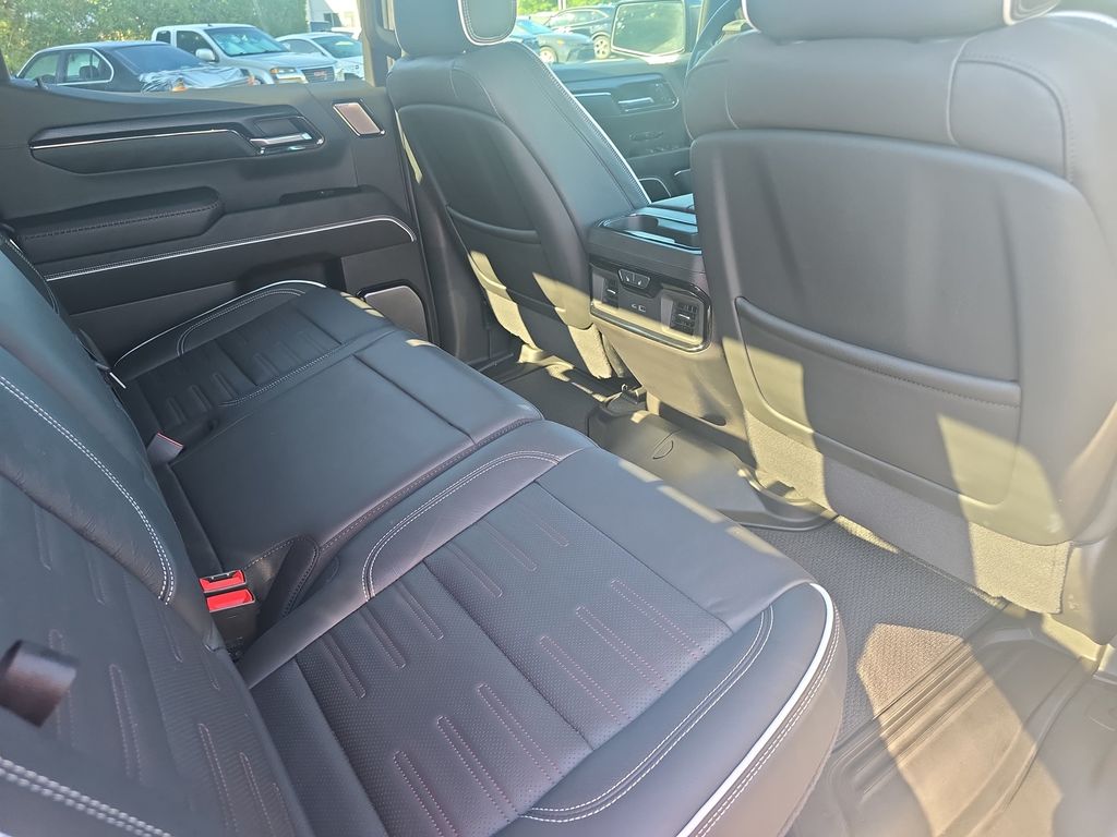 Used 2025 GMC Sierra 1500 Truck