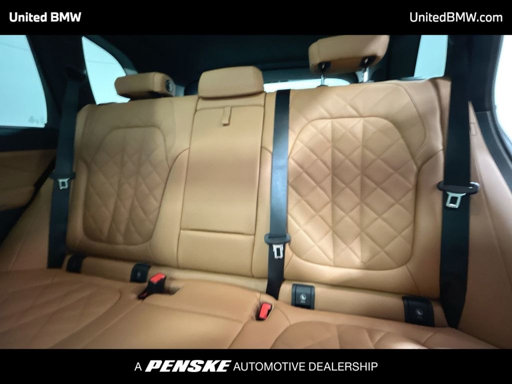 Thumbnail: 2026 BMW X5 - 21