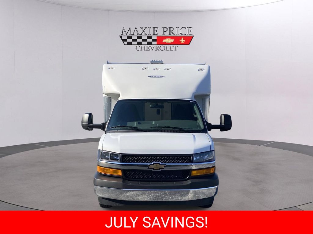 New 2026 Chevrolet Express 3500 Coupe