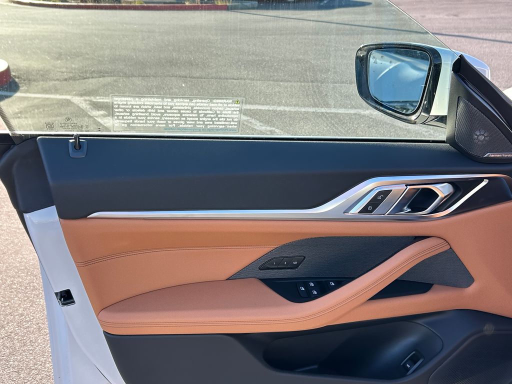 Thumbnail: 2026 BMW i4 - 11