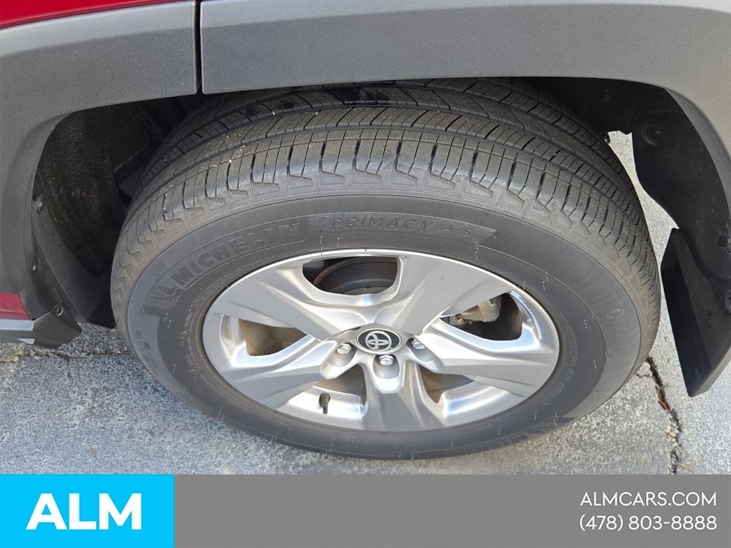 Used 2025 Red Toyota XLE image 10