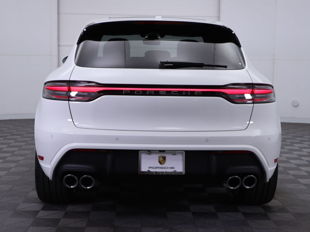 2024 Porsche Macan  6