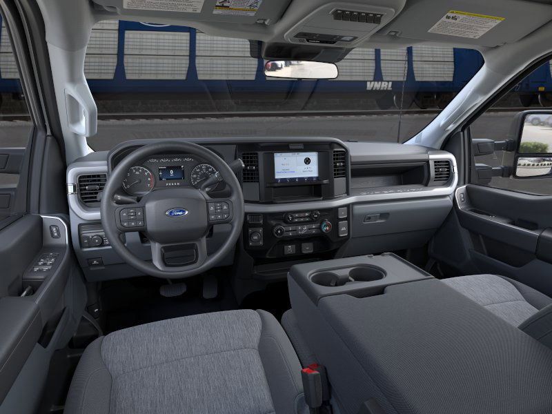 2025 Ford F-350SD  photo