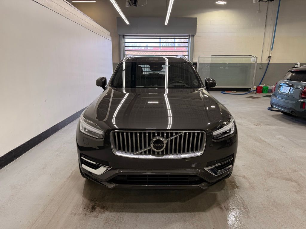 Thumbnail: 2023 Volvo XC90 - 8