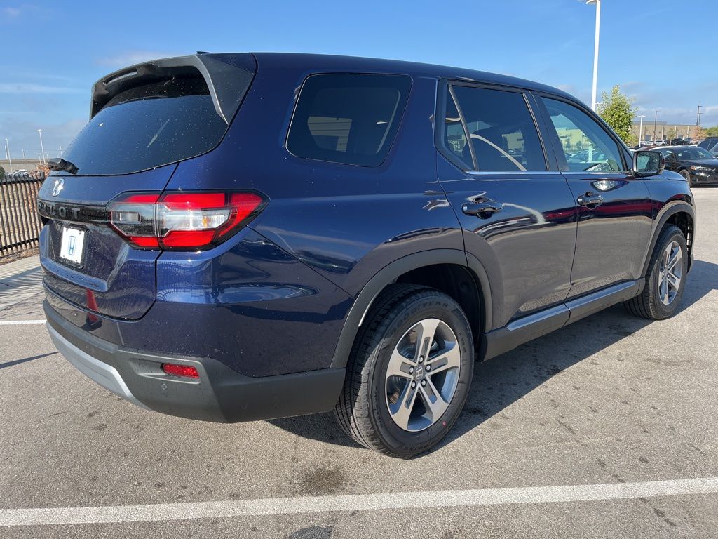 Thumbnail: 2025 Honda Pilot - 3