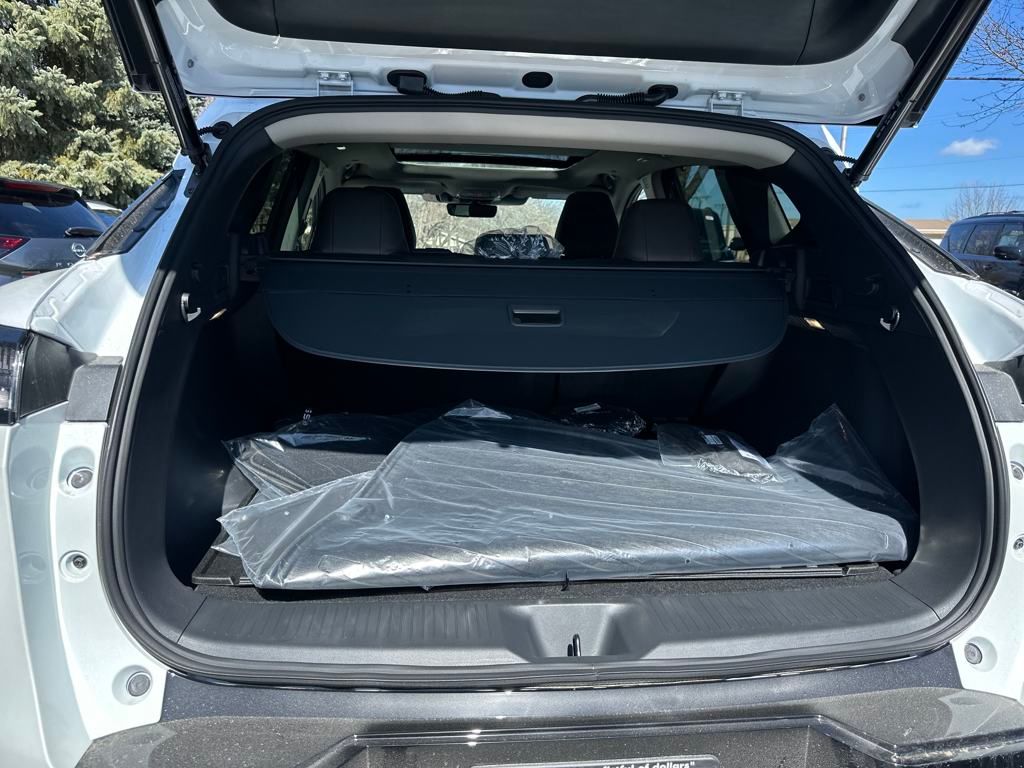 2025 Nissan Murano Platinum photo