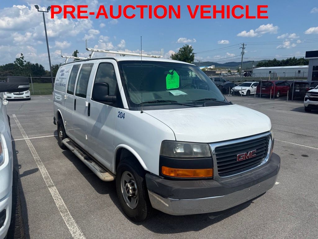 2014 GMC Savana Cargo 2500 RWD