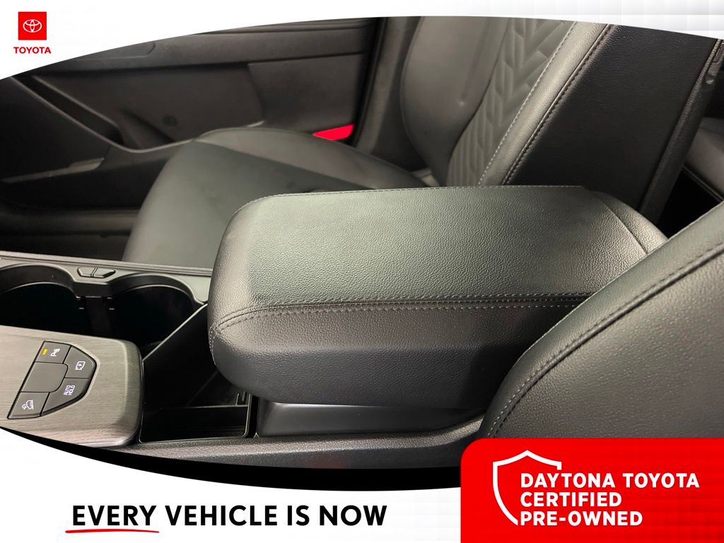 Used 2026 Kia Sportage Hybrid SUV