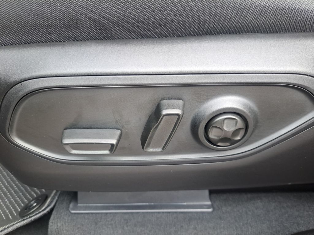 New Car 2025 Jeep Grand Cherokee  Laredo X For Sale Under $35,000 In Austin, Texas