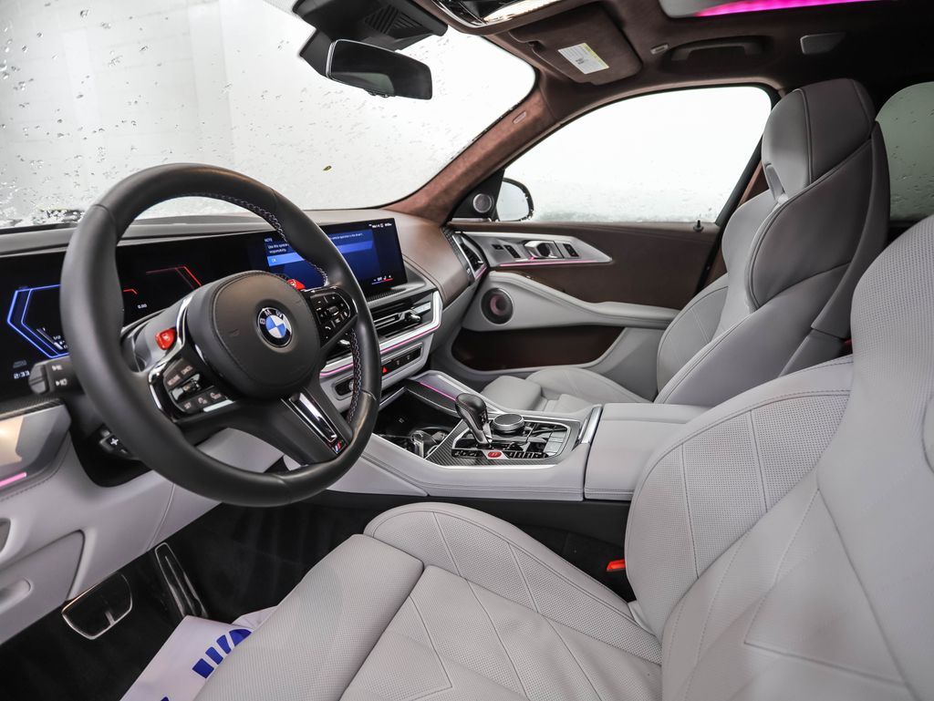 Thumbnail: 2025 BMW XM - 10