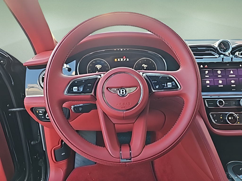 Used Bentley Bentayga 2022 thumbnail 25