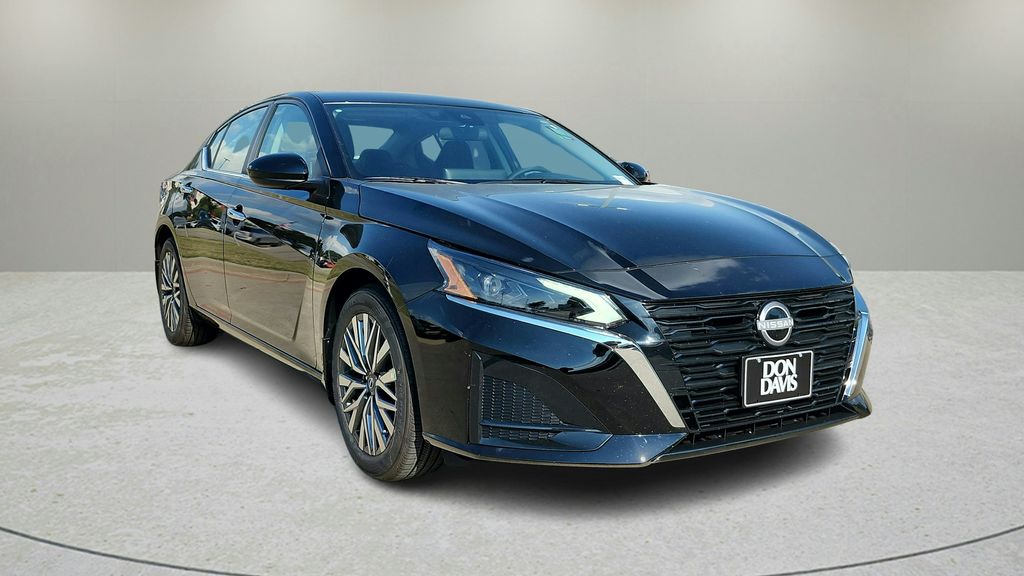 2025 Nissan Altima