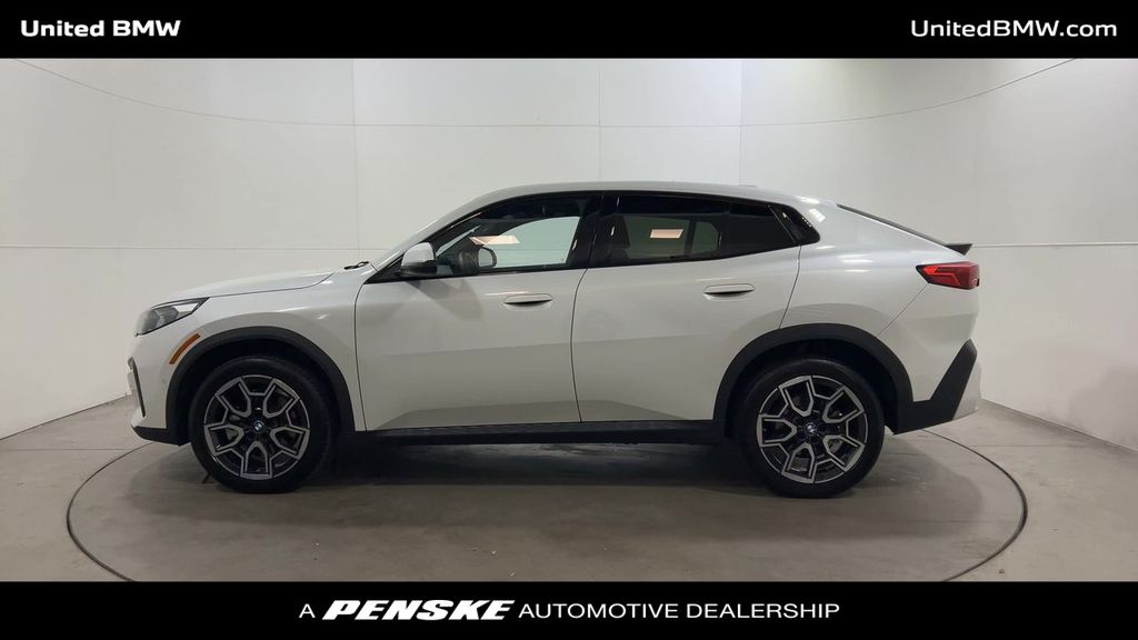 Thumbnail: 2025 BMW X2 - 5