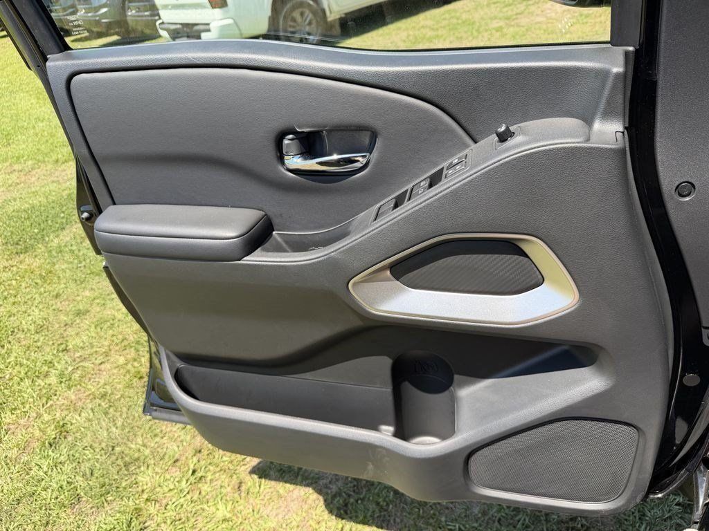 New 2026 Nissan Frontier Truck
