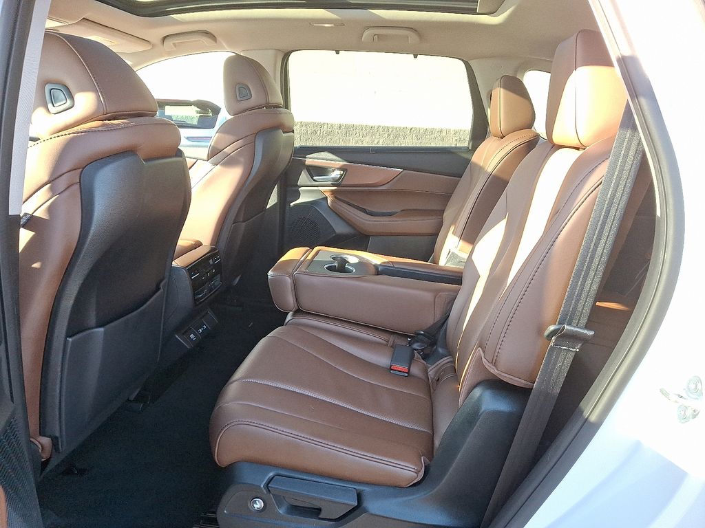 Thumbnail: 2023 Acura MDX - 10