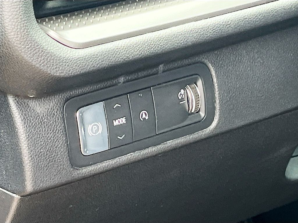 Used 2026 Gray Chevrolet LT image 10
