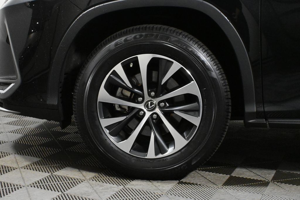 Thumbnail: 2022 Lexus RX - 12