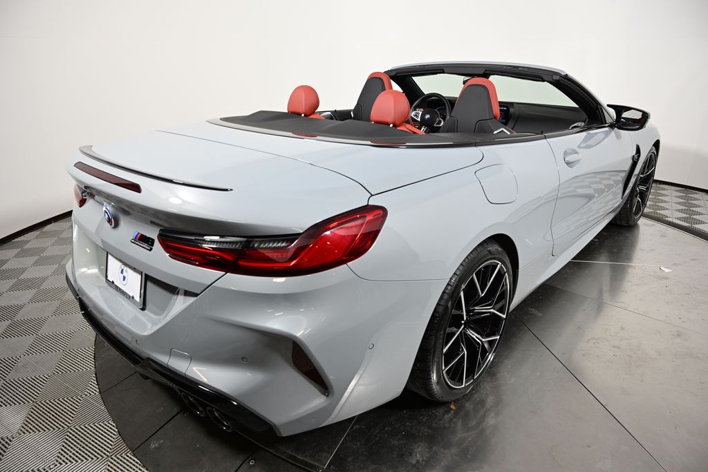 Thumbnail: 2023 BMW M8 - 10