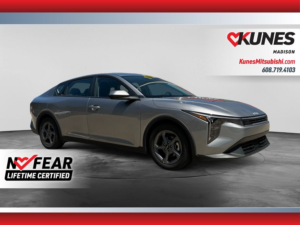 Steel Gray 2025 Kia K4 Sedan Front-Wheel Drive Continuously Variable Transmission