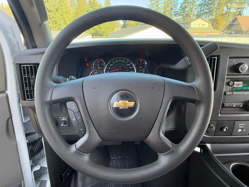 2024 Chevrolet Express 3500 WT