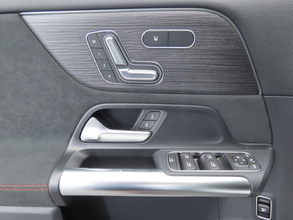 Thumbnail: 2026 Mercedes-Benz GLA - 24