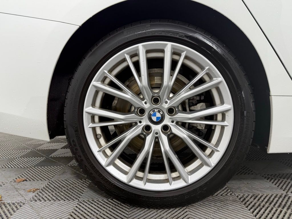 Thumbnail: 2023 BMW 3 Series - 11