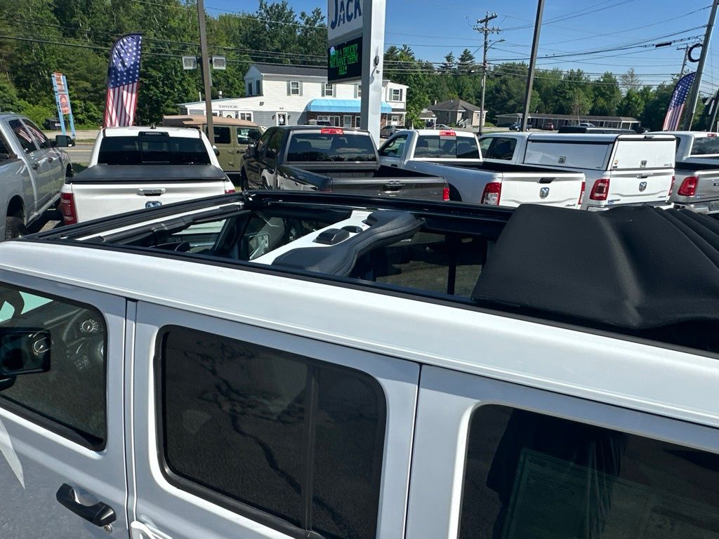New 2026 Jeep Wrangler SUV