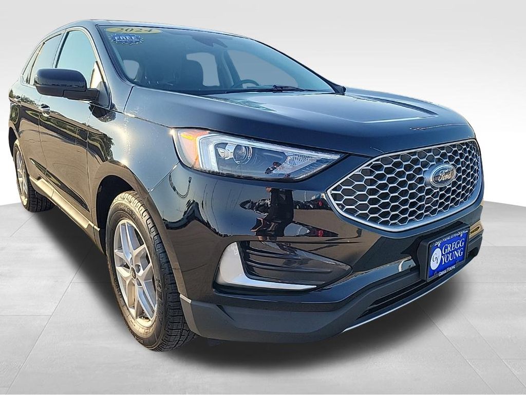 Used 2024 Ford Edge SUV