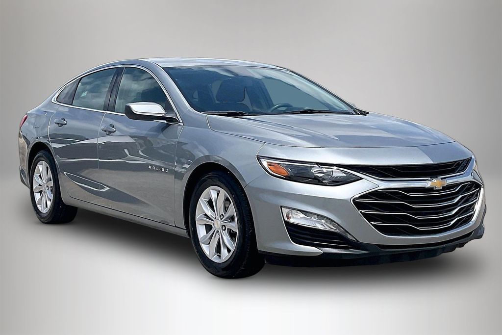 Sterling Gray Metallic 2024 Chevrolet Malibu Sedan Front-Wheel Drive Continuously Variable Transmission